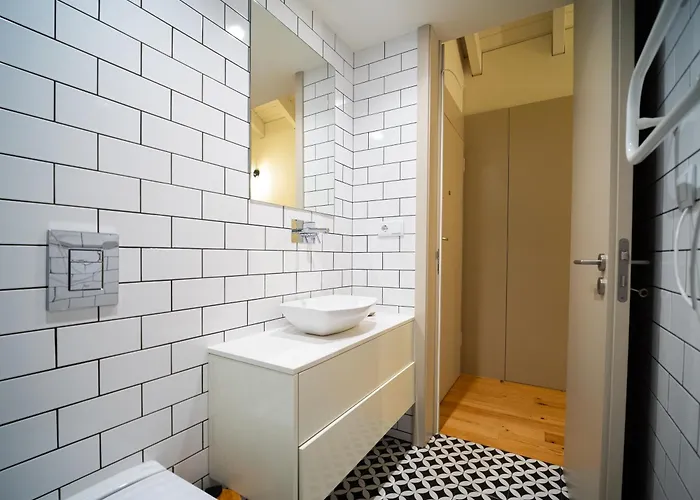 Oportocityview - Trindade Almada