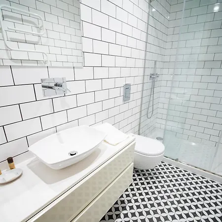 Oportocityview - Trindade Almada